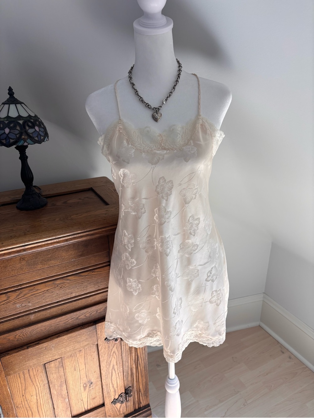 Kayser Floral Slip Dress 🤍